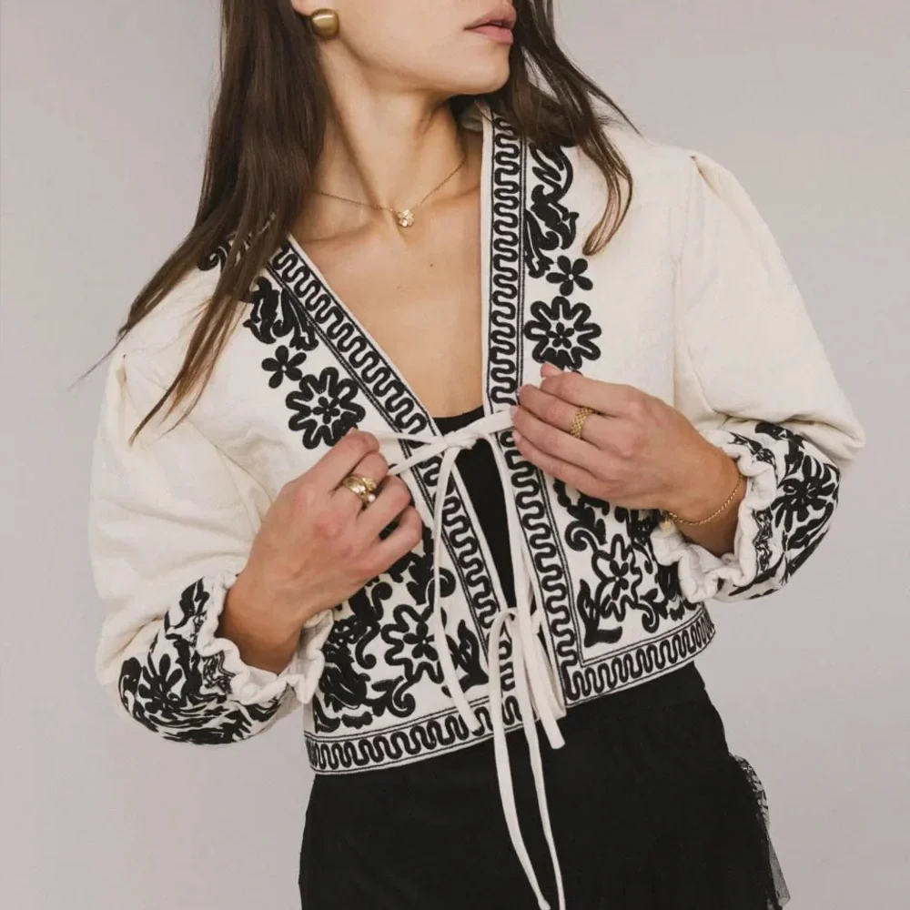 Embroidered Jacket - Picture 3 of 10